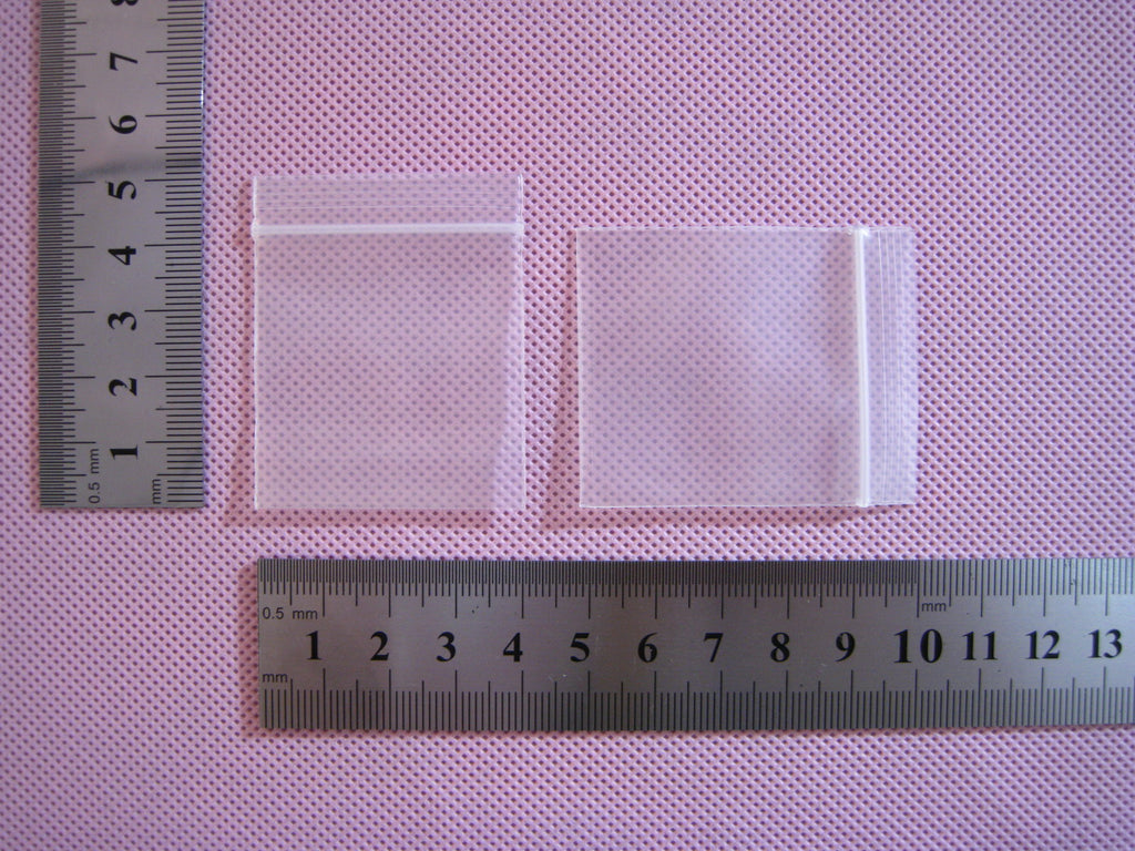 2500 PCS Small Ziplock Bags Mini Clear Packaging Zipper Pouches 1 x 1.2 Inches (2.5 x 3cm) to 1.5 x 2.4 Inches (4 x 6cm)